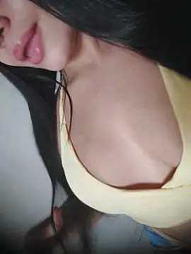 moreninha21jujuh_ live cam on StripChat