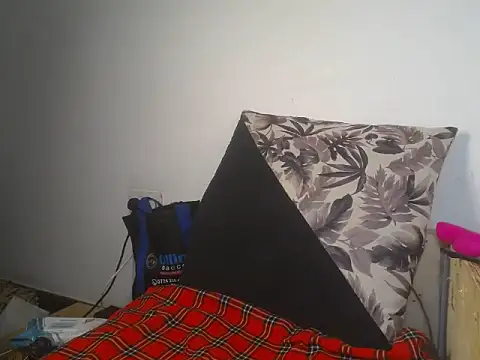 Letticiaaa webcam