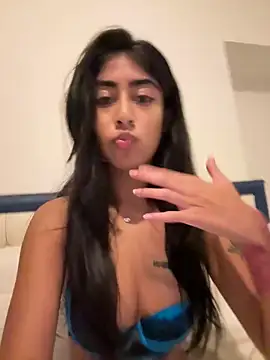 BadGalViVi live cam on StripChat