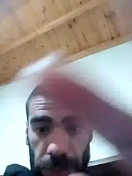aguilucc0