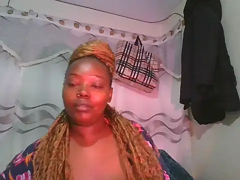 sweetbootty03 live cam preview