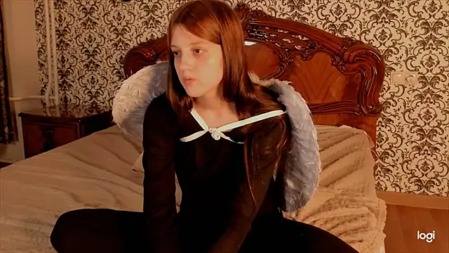 Silent_Fable live cam on StripChat