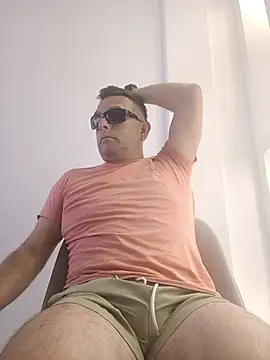 chicoguapo8 live cam preview