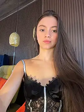 Chanel_Win live cam on StripChat