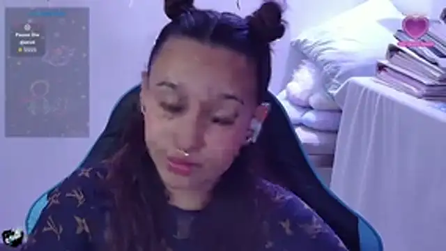 Skarlet_Adams28