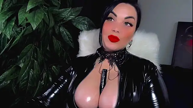 QueenOfUrKink