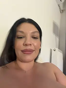 ClaraPasssion live cam on StripChat