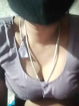 Hott_arushi25