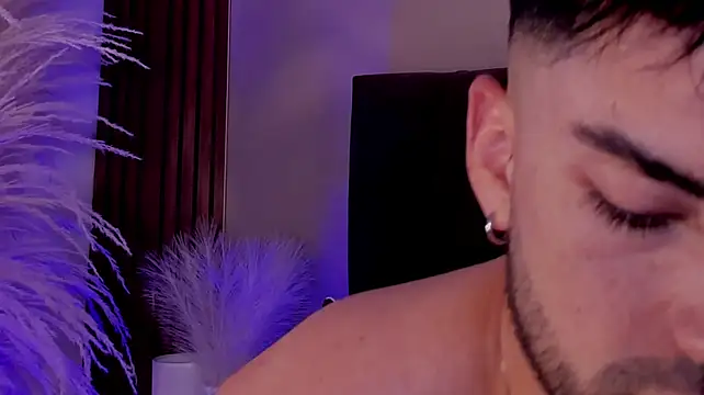 Alexander_Diazz webcam