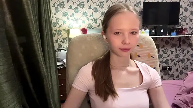 DionnaStrech live cam on StripChat