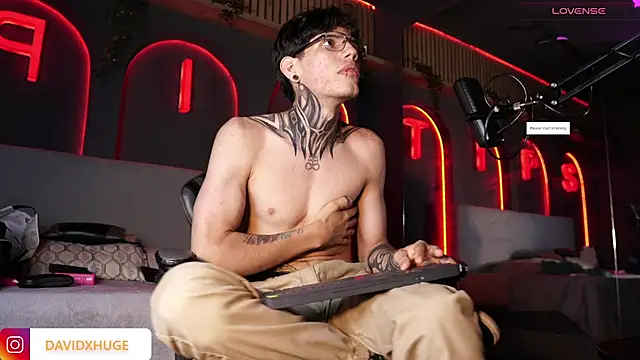 david__huge (M young) - CUM EXPLOSION SHOW