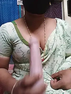 Chikki_20 live sex cam