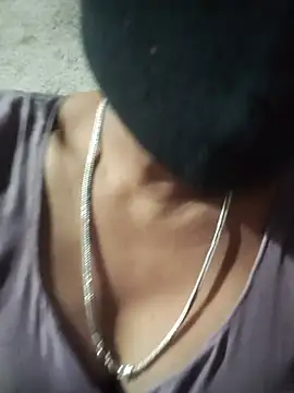Hott_arushi25