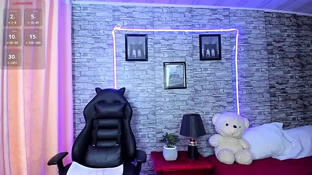 Yara__Moon live cam preview