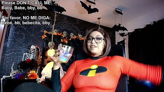 Alex（AlexHoe_）