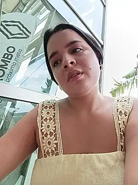 Julieth_hot-69