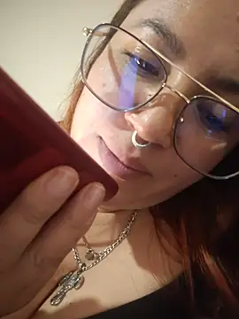 samm_curvy