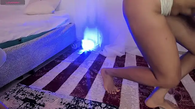 MORENNA__ live cam on StripChat