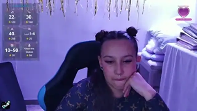Skarlet_Adams28