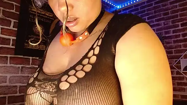 emma_bdsm_ live cam on StripChat
