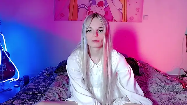 モデル: Emily_Nyaffee