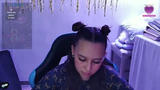 Skarlet_Adams28