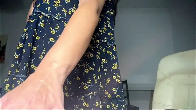 AvaStone_ live cam on StripChat