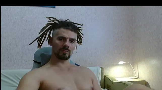 Aestheticguy101 live cam on StripChat
