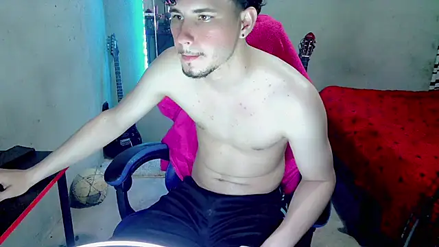 Atom_Hot live sex cam