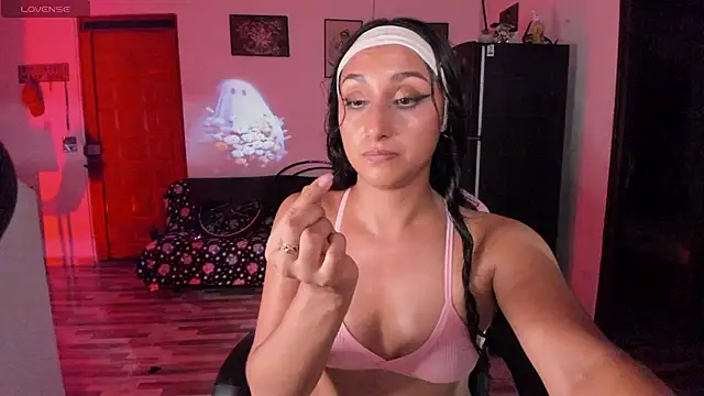 adrena_10 live cam on StripChat