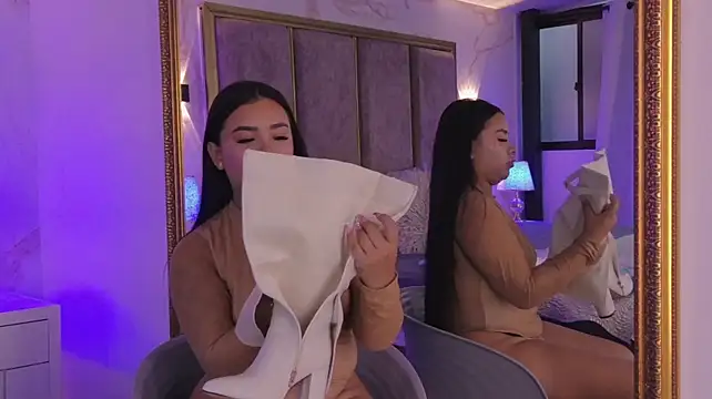 MarianaGarciaa__ live cam preview