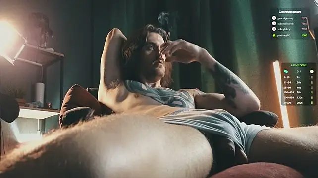 TechnoJesus live cam on StripChat