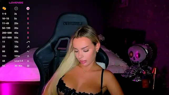Ayla__Demir