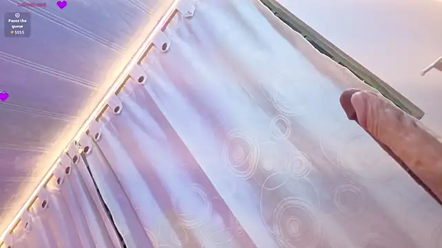 AUROORA_TAY