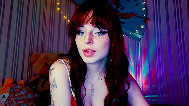 ArianaLight live cam on StripChat