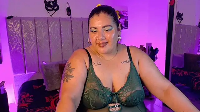 Isabell_Luxxx webcam