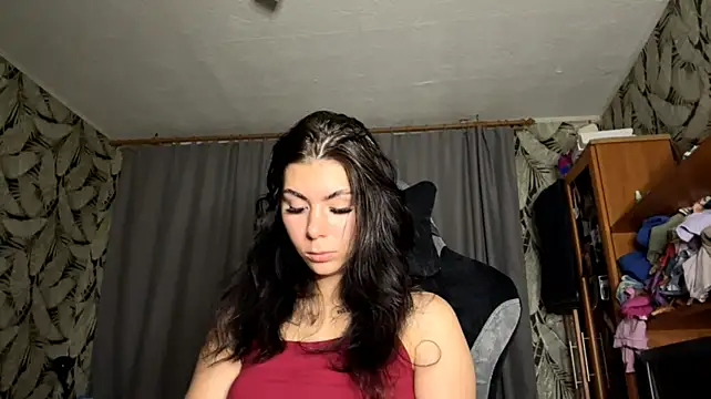 LilyMinimum live cam preview