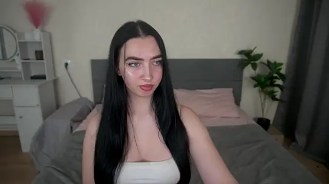 WildKittenX_ live cam on StripChat