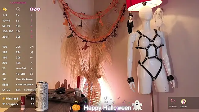 conniecuteE live cam on StripChat