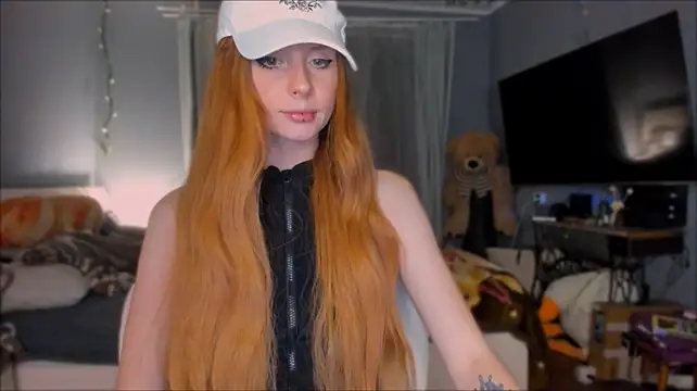 KlementinaBbG live cam on StripChat