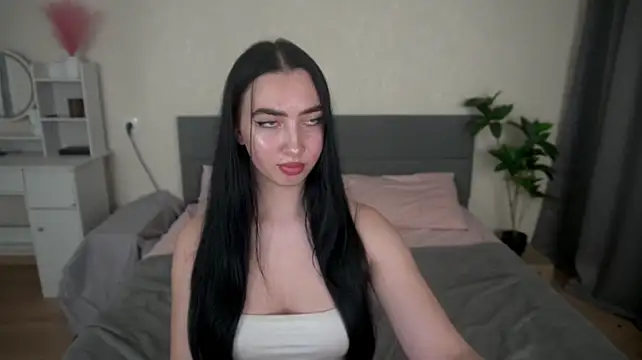 WildKittenX_ live cam on StripChat