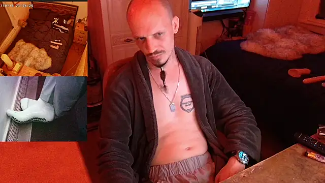 ryder2012 live cam on StripChat