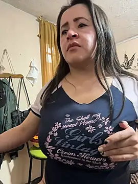latinfemale webcam