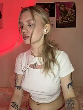 blondiedoll