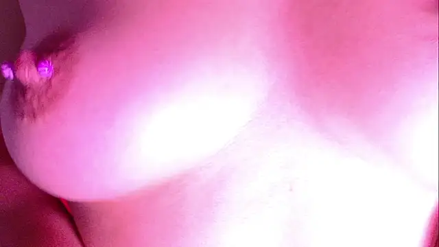 MaddyMills_