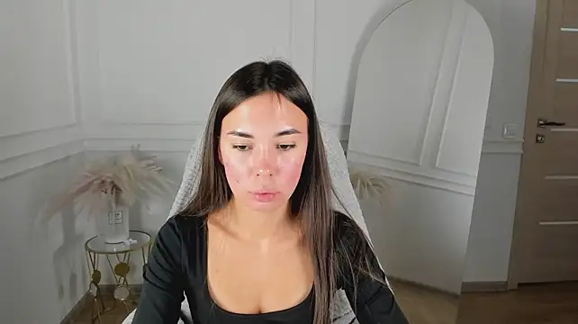 Belle_Coy