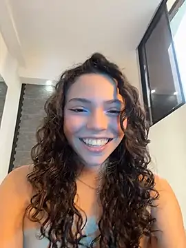 Mia_honey3