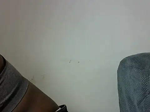 Mochi_24 live cam preview