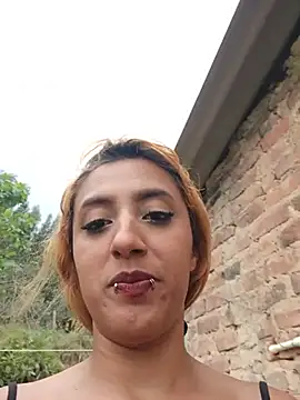 NIKI_BLONDE