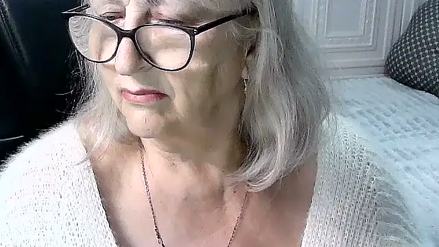 LolkaAlyss live cam preview